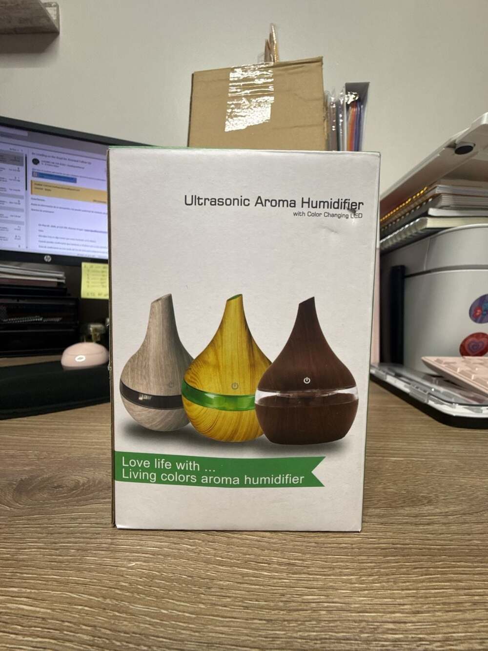 Ultrasonic Aroma Humidifier with Color Changing LED